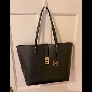 Michael Kors Black Large Like New Open Tote